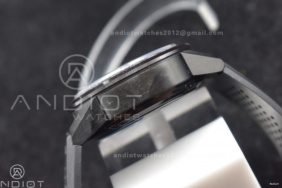 CAR201J Edition Carrera Special Calibre Heuer 01 CLEP TAG Heuer 1206